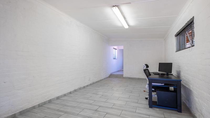 3 Bedroom Property for Sale in Churchill Estate Western Cape